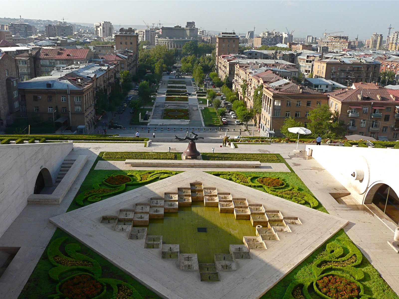 Yerevan city Landscape in Armenia_1600x1200
