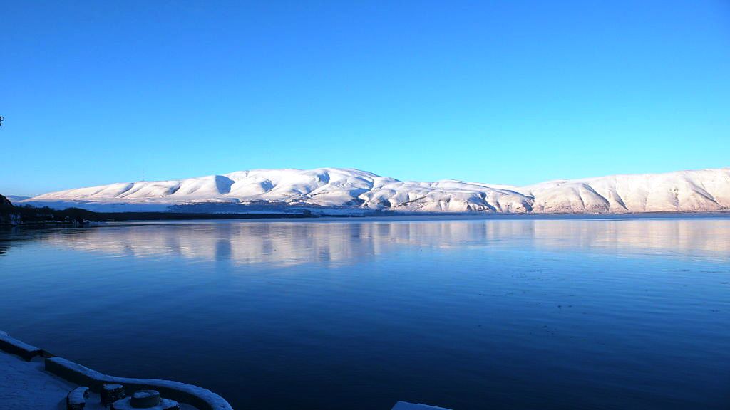 1024px-Sevan_lake_winter