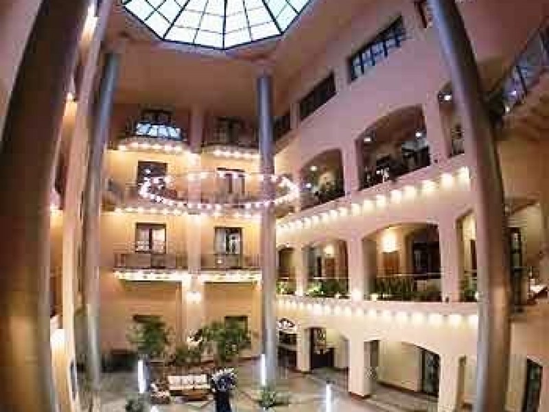 2631759-Ararat-Hotel-Lobby-1-DEF